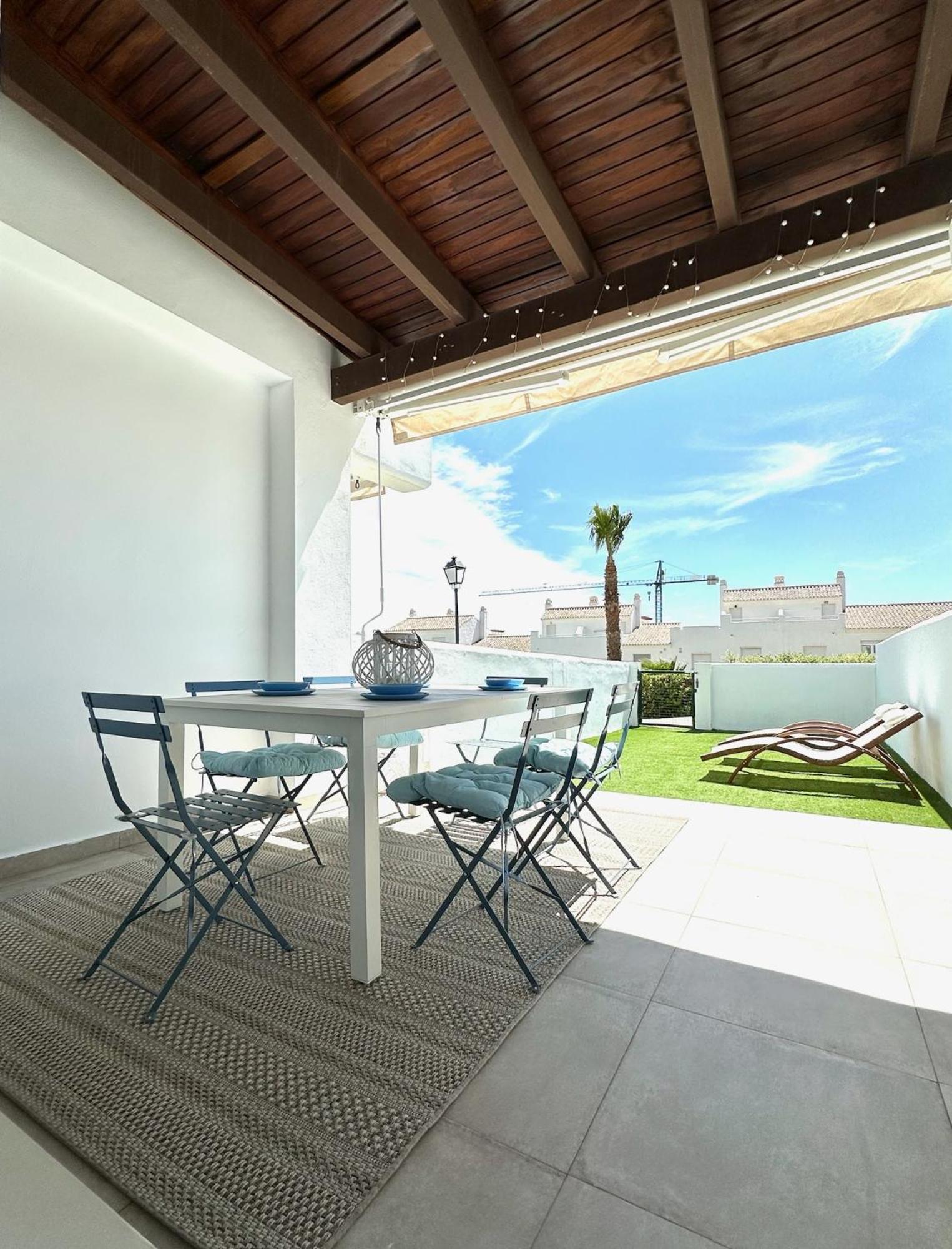 Casa Con Piscina A 500m Playa